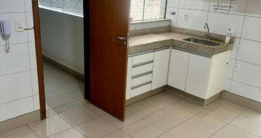 Apartamento à venda, 3 quartos, 1 suíte, 2 vagas, Centro - Divinópolis/MG