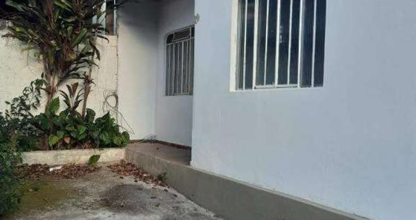 Casa à venda, 2 quartos, 2 vagas, MARIA HELENA - Divinópolis/MG