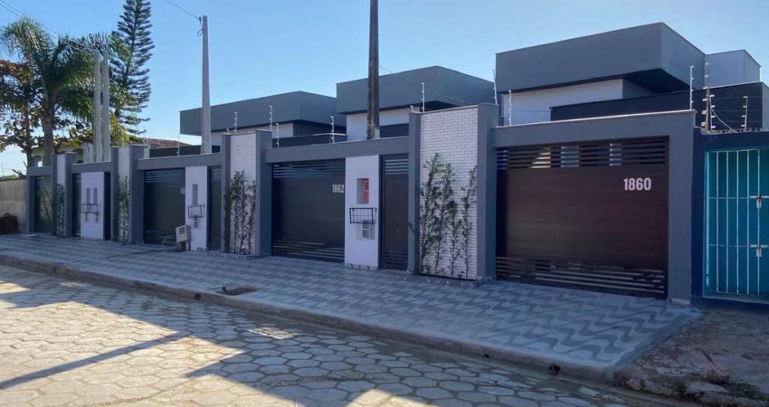 Casa para Venda em Itanhaém, Cibratel 2, 3 dormitórios, 2 suítes, 2 banheiros, 2 vagas