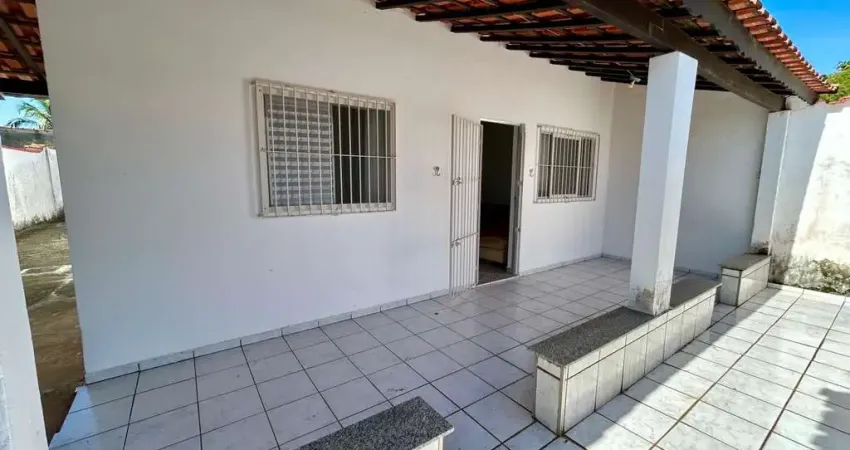 Casa para Venda em Itanhaém, Balneário Gaivota, 2 dormitórios, 1 banheiro, 4 vagas