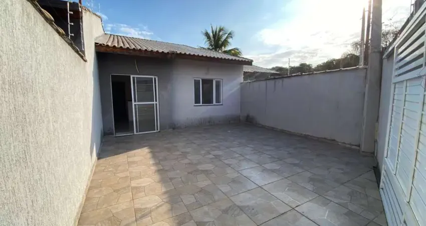 Casa para Venda em Itanhaém, Cibratel 2, 2 dormitórios, 1 suíte, 1 banheiro, 2 vagas