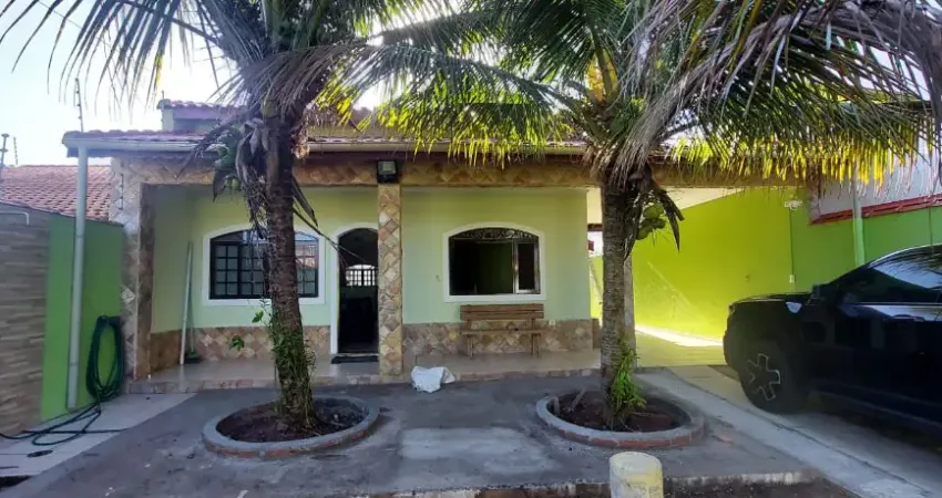 Casa com 3 quartos à venda na Avenida Padre Anchieta, 6840, Estância Balneária Maria Helena Novaes, Peruíbe