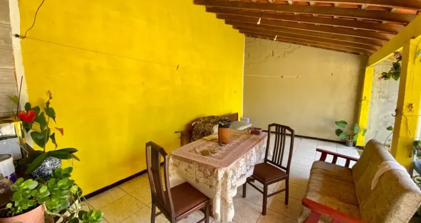 Casa no balneário gaivotas em itanhaém, lado praia a 1100m do mar com jardim, árvores frutíferas, área gourmet e escritura