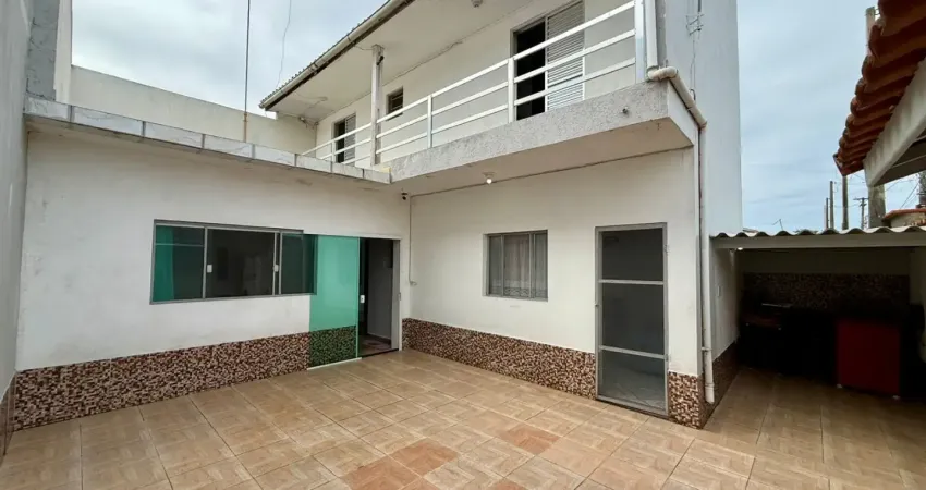 Casa ampla no balneário gaivota – a 700m da praia e aceita financiamento!