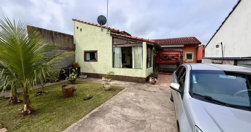 Casa no Bopiranga em Itanhaém – Lado Praia a 300m do Mar, Área Gourmet e Aceita Financiamento