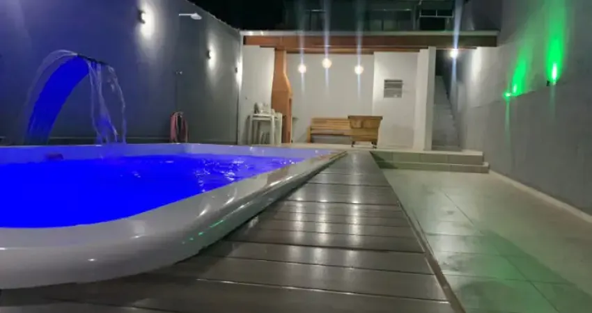 Casa com Piscina no Jardim Umuarama em Itanhaém – Rua Calçada