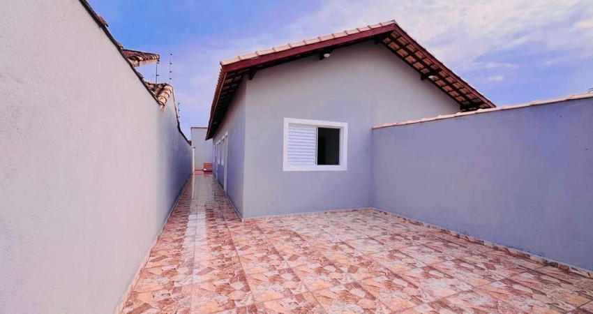 Casa para Venda em Itanhaém, Bopiranga, 2 dormitórios, 1 suíte, 1 banheiro, 2 vagas