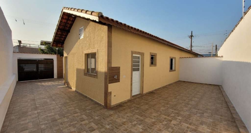 Casa para Venda em Itanhaém, Nova Itanhaém, 2 dormitórios, 1 banheiro, 4 vagas