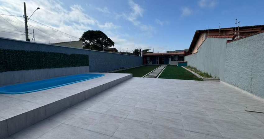 Casa para Venda em Peruíbe, Josedy, 2 dormitórios, 1 banheiro, 4 vagas