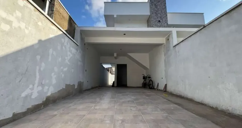 Casa para Venda em Peruíbe, Belmira Novaes, 2 dormitórios, 1 suíte, 1 banheiro, 2 vagas