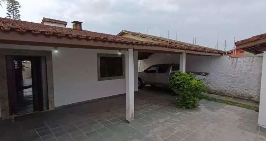 Casa para Venda em Itanhaém, Jardim Grandesp, 2 dormitórios, 1 suíte, 2 banheiros, 6 vagas