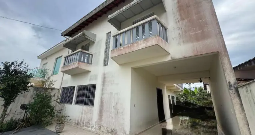 Casa para Venda em Peruíbe, Jardim Casablanca, 6 dormitórios, 6 suítes, 1 banheiro, 5 vagas