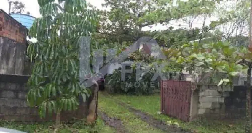 casa na praia com 3 dormitórios em itanhaem por  R$ 170.000,00