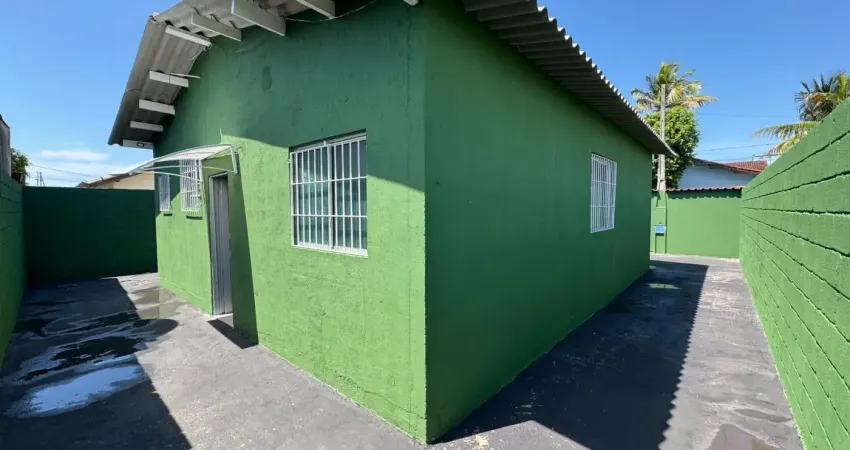 Casa lado praia a 1,300 metros do mar em itanhaém por r$ 300.000,00