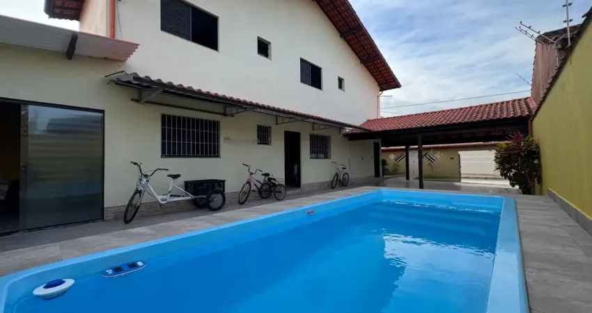 Casa lado a praia a 700 metros do mar com 5 quartos, area gourmet e piscina