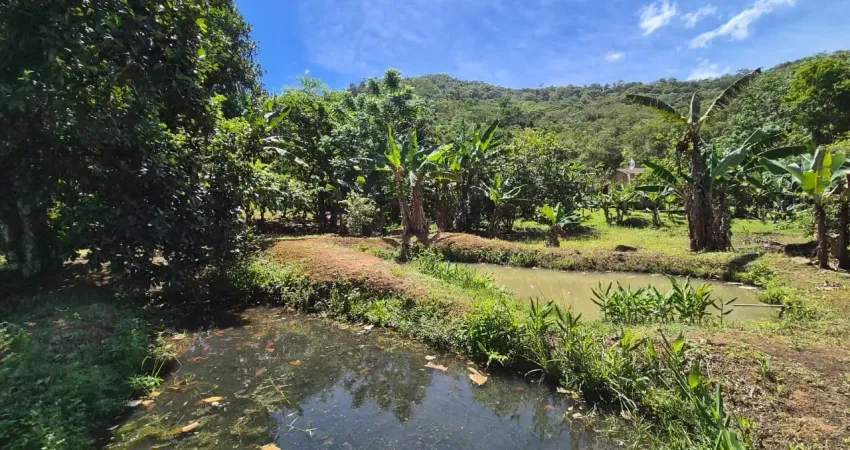 Terreno localizado lado serra, a 15000 metros da rodovia - Contrato