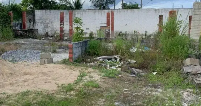 Terreno com liberação ambiental e escritura em Peruíbe.