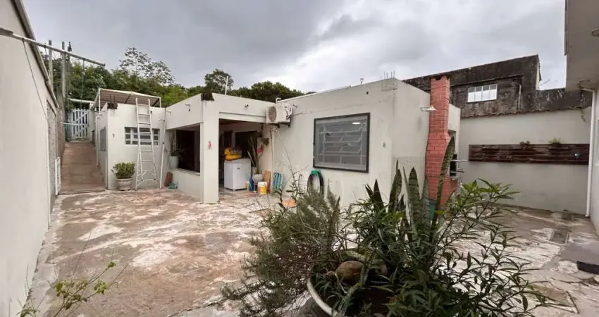Casa para Venda em Peruíbe, estancia São José, 2 dormitórios, 2 banheiros, 3 vagas