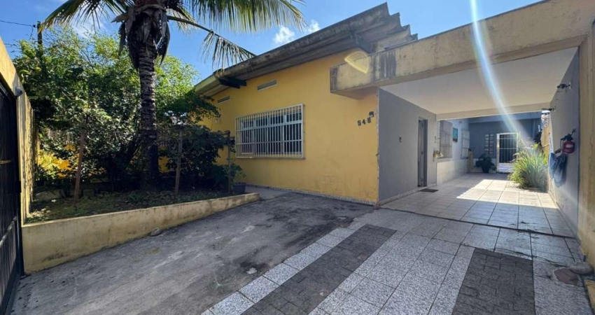 Casa para Venda em Peruíbe, Parque Turistico, 2 dormitórios, 2 suítes, 1 banheiro, 4 vagas