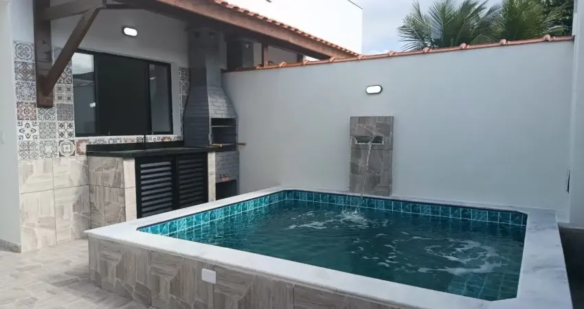 Casa geminada com piscina e área gourmet, no bairro vila loty