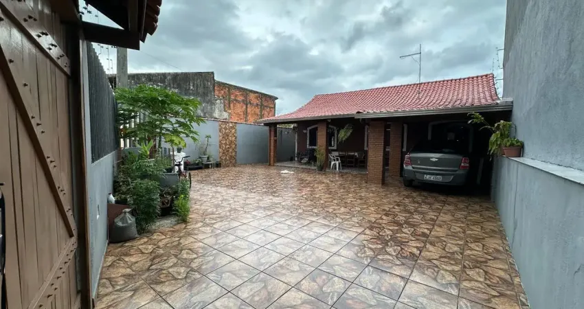 Casa com área gourmet e 2 quartos, no bairro jardim das palmeiras