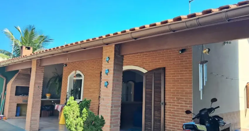 Casa à venda com área gourmet, no bairro jequitibá, em itanhaém