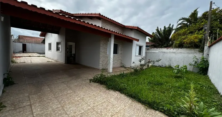 Casa à venda com piscina e área gourmet, no bairro jardim grandesp