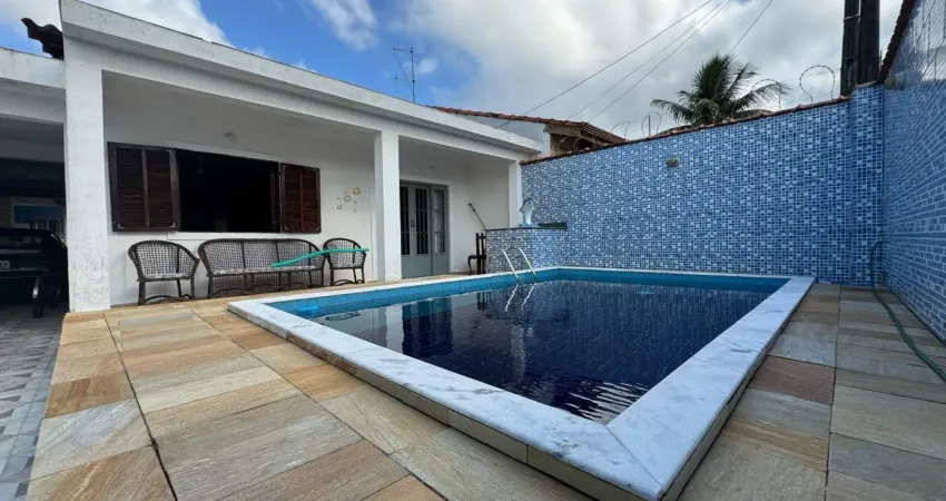 Casa à 730m do mar com piscina e churrasqueira, no bairro barra da jangada