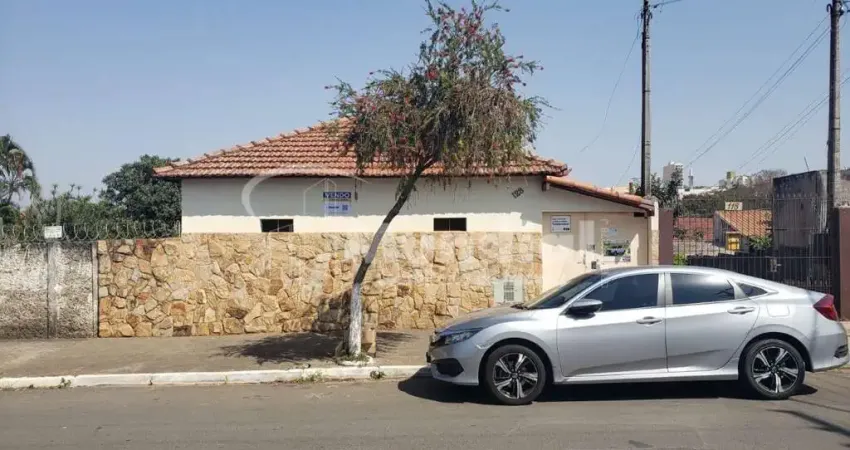 Casa com 3 quartos à venda na Duque de Caxias, 128, Vila Félix, Laranjal Paulista