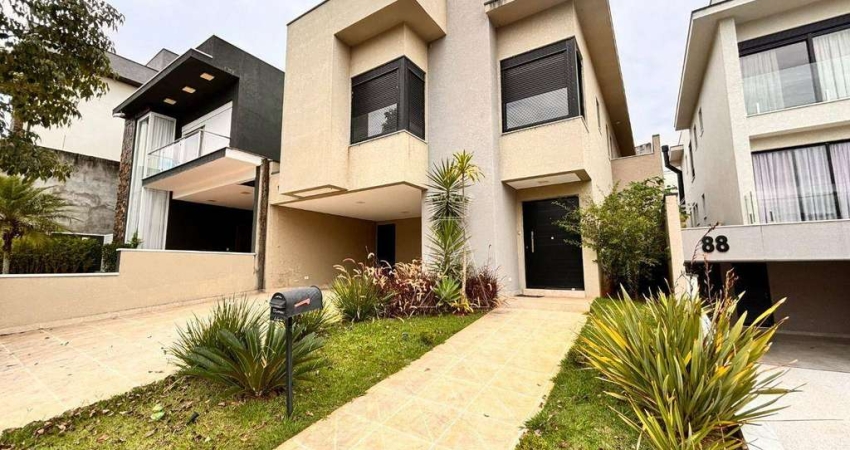 Casa para venda em Santana de Parnaíba / Condomínio Newville