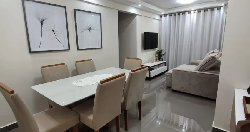 Lindo apartamento com três quartos sendo uma suíte  com móveis planejado