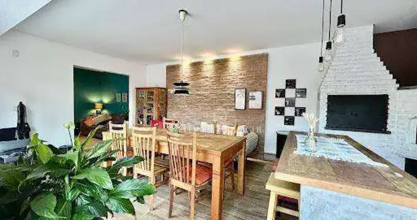 Casa com 3 dormitórios à venda, 140 m² por R$ 1.000.000,00 - Engordadouro - Jundiaí/SP