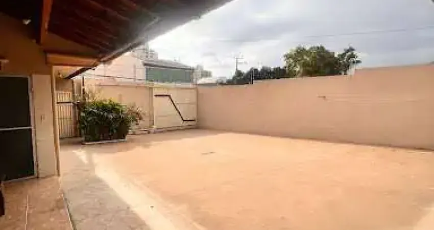 Casa com 2 quartos à venda na Rua Antônio Latorre, Vila Viotto, Jundiaí