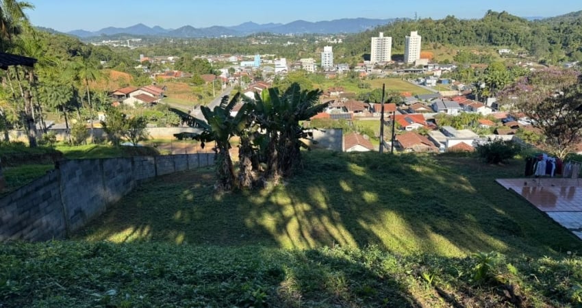 OPORTUNIDADE - Terreno com visual incrível à Venda no Bairro dos Estados – Timbó/SC