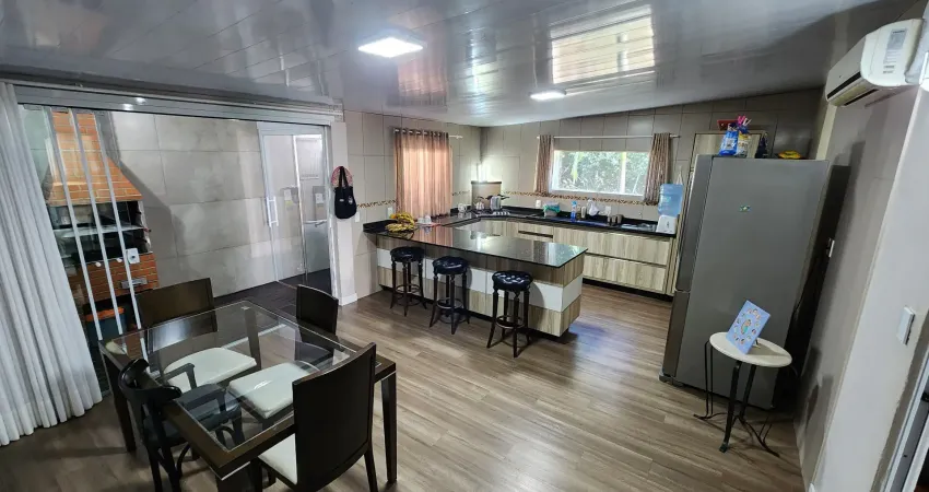 Casa Inteligente, Cond. Fechado, 3 Quartos, Suíte, Painel Solar, 5 ar