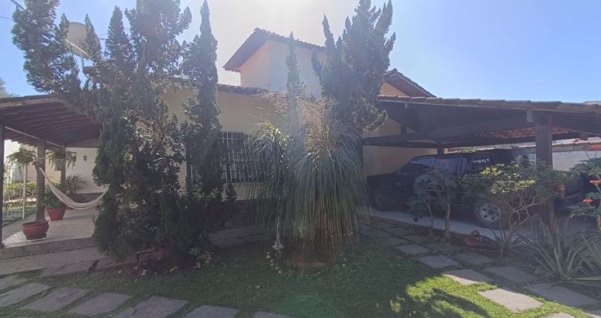 Casa com 3 dormitórios à venda, 229 m² por R$ 1.350.000 - Itaipu - Niterói/RJ