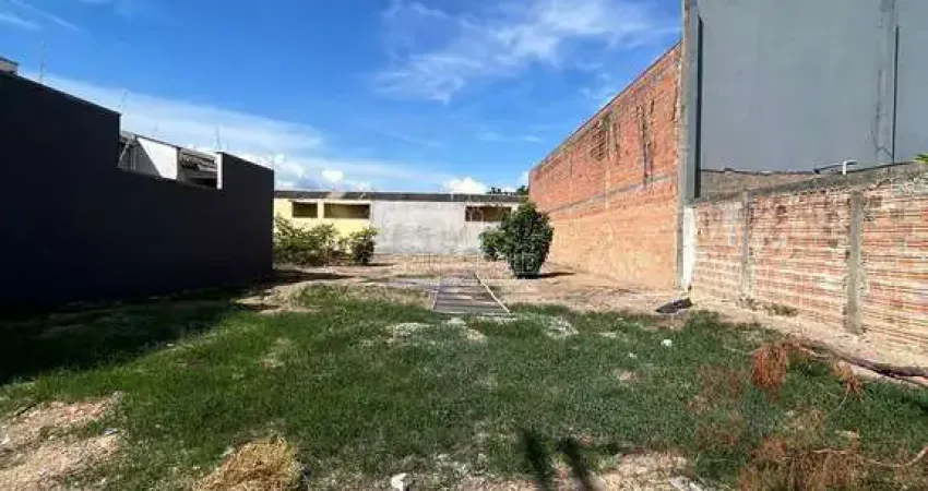 Terreno à venda no Residencial Delta, Sinop