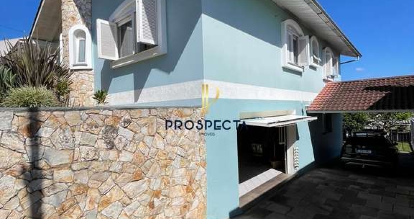 CASA SEMIMOBILIADA COM 3 DORMITÓRIOS SENDO 01 SUÍTE NO BAIRRO COLINA SORRISO EM