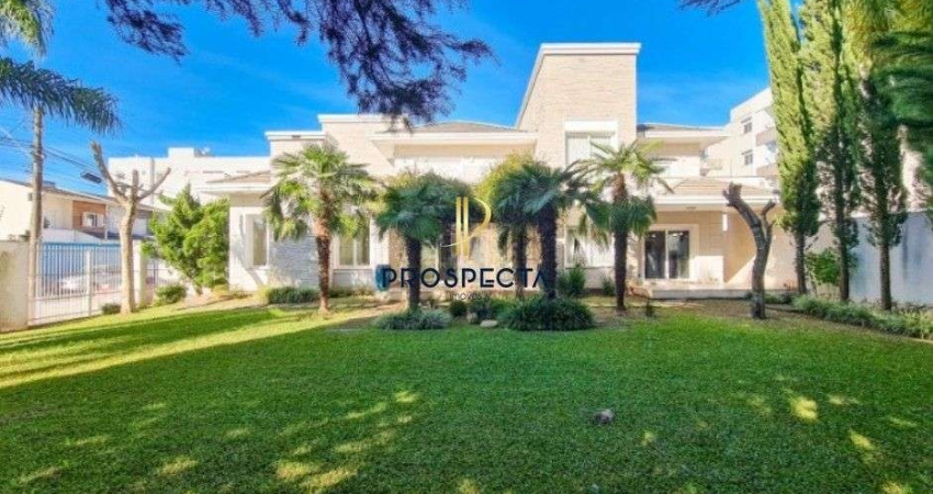 CASA ALTO PADRÃO COM 3 SUÍTES 4 VAGAS DE GARAGEM NO BAIRRO VILA VERDE EM CAXIAS