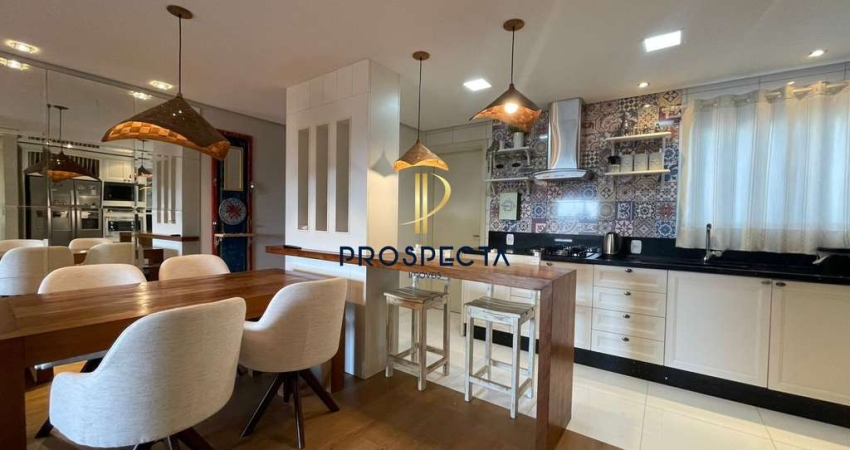 APARTAMENTO MOBILIADO E DECORADO COM 03 DORMITÓRIOS SENDO 01 SUÍTE COM CLOSET EM