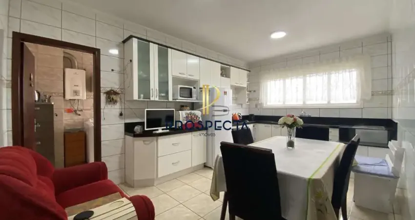 EXCELENTE CASA COM 2 MORADIAS NO BAIRRO SANTA CATARINA EM CAXIAS DO SUL