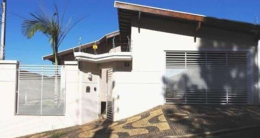 Casa à venda no bairro Jardim Piratininga - Araras/SP