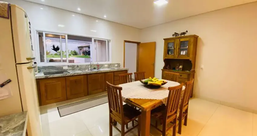 Casa com 3 quartos à venda na Rua Dona Regina Michielin, Jardim Belvedere, Araras