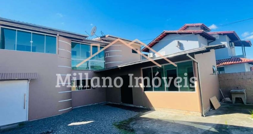 Casa para Venda em São José, Forquilhas, 4 dormitórios, 1 suíte, 3 banheiros, 4 vagas
