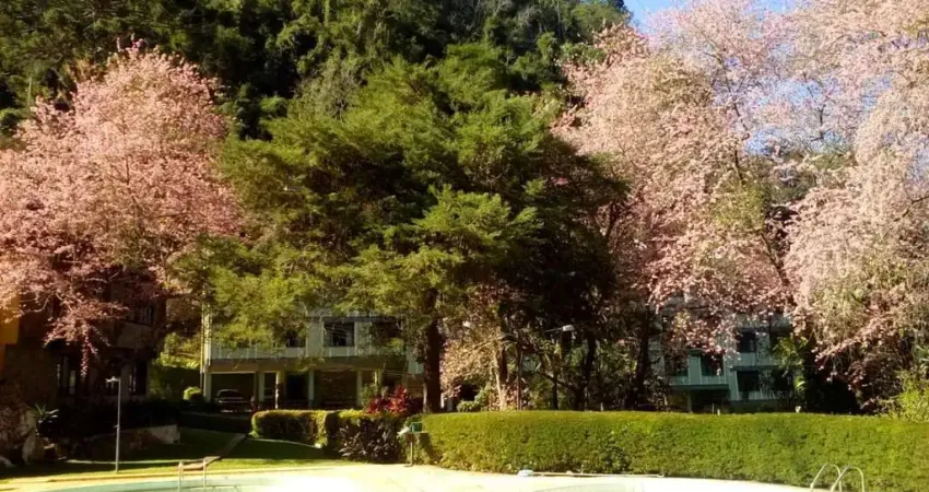 Lm8976-apartamento 2 quartos garagem lazer completo porteira fechada bonsucesso itaipava petropolis rj