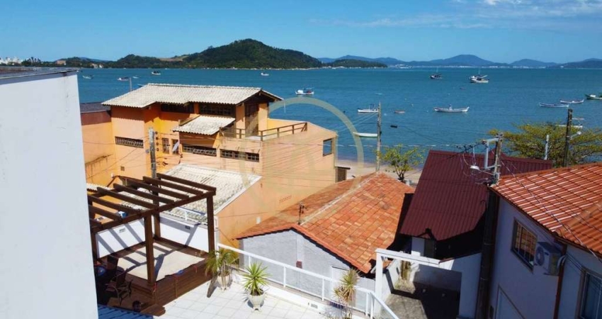 Casa com 4 quartos à Venda, Fazenda da Armação  - Governador Celso Ramos