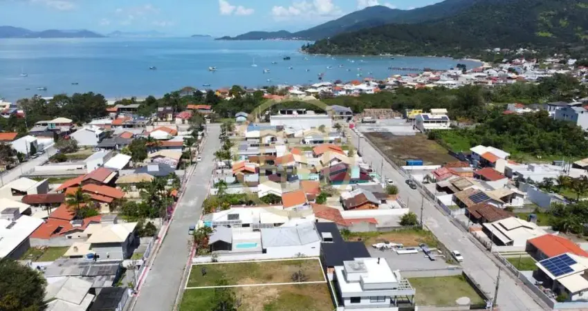 Terreno à venda no Armação, Governador Celso Ramos 