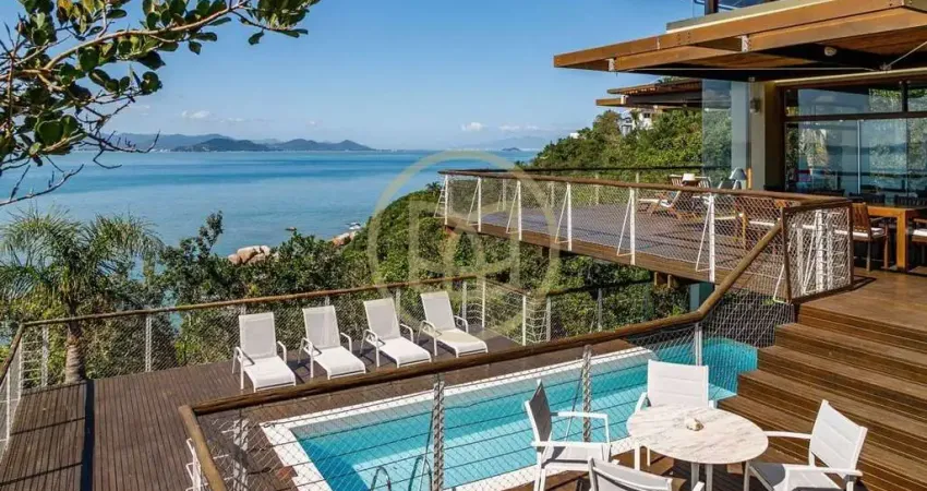 Casa frente mar de alto padrão à venda - Gov. Celso Ramos