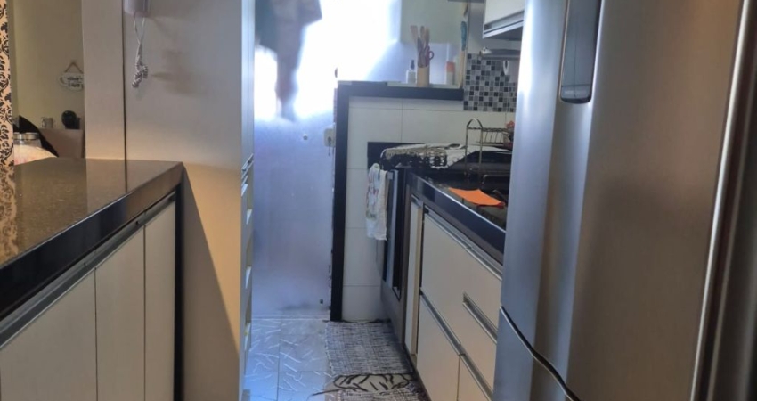 Venda de Apartamento com 3 dormitórios e 2 vagas na Vila das Belezas