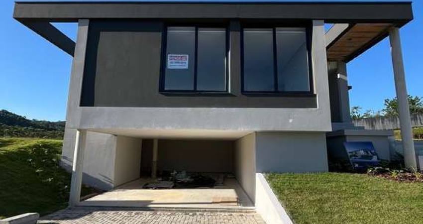 Casa com 3 quartos à venda na Rua Octávio Fontana, São Simão, Criciúma